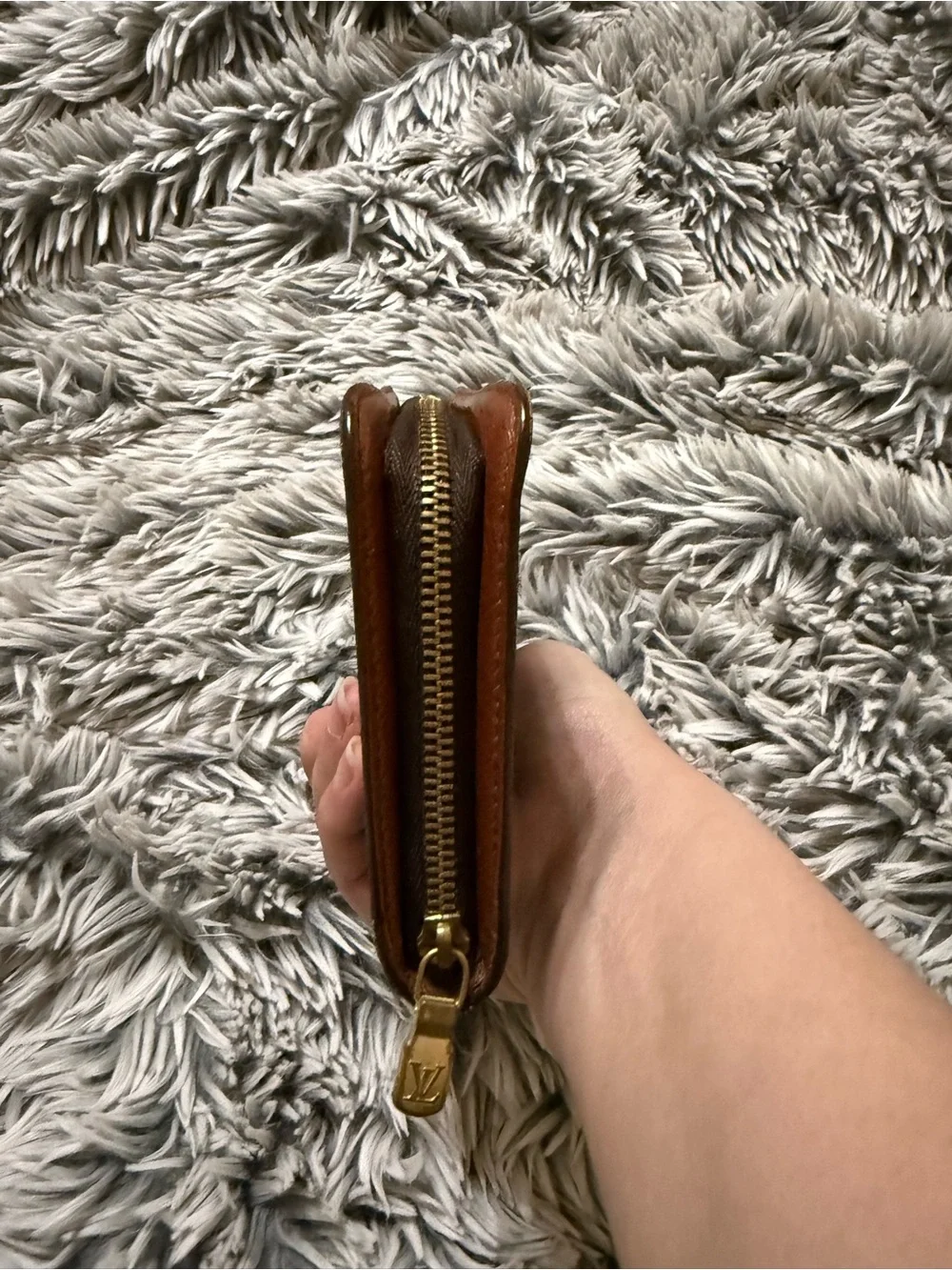 Louis Vuitton Monogram Zip Around Vintage Wallet - Picture 4 of 14